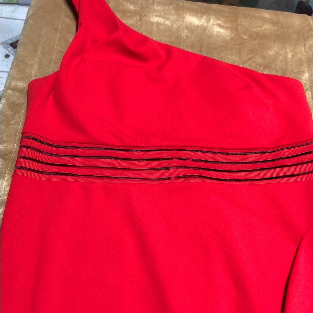 Chic One-Shoulder Red Dress